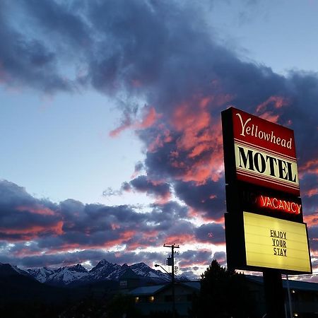 Yellowhead Motel เวลเมาท์ ภายนอก รูปภาพ