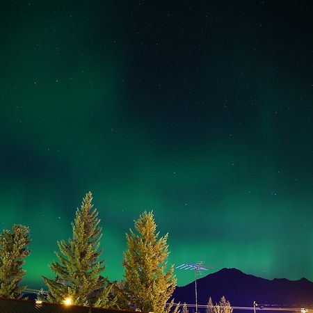 Yellowhead Motel เวลเมาท์ ภายนอก รูปภาพ