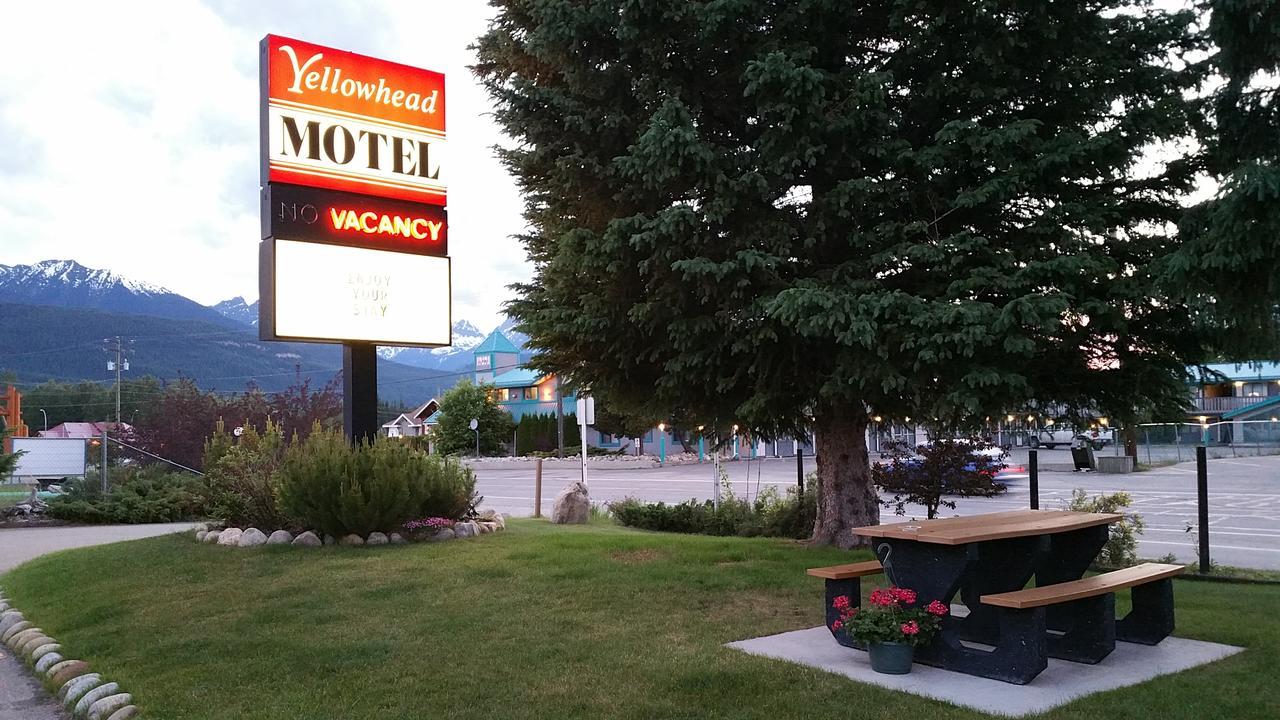 Yellowhead Motel เวลเมาท์ ภายนอก รูปภาพ